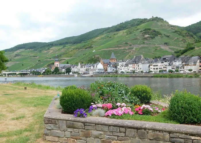 Lindenhof * Zell an der Mosel