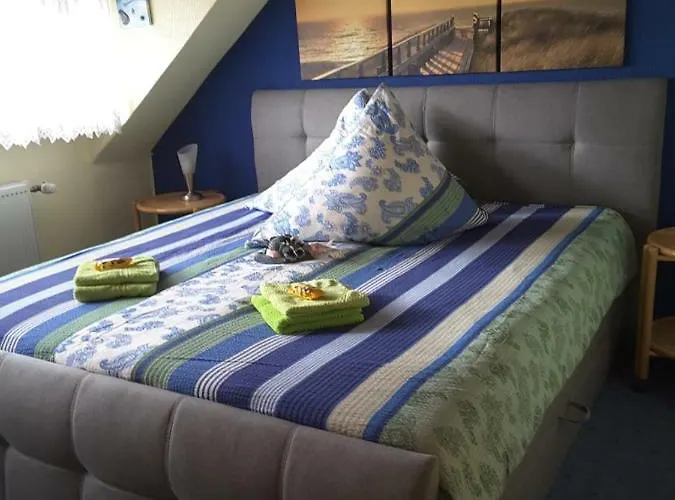 Lindenhof צל אן דר מוזל